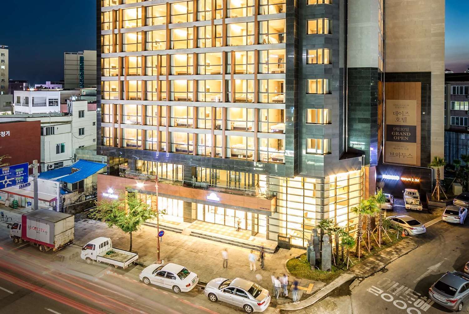 Days Hotel Jeju Seogwipo Ocean Exterior photo